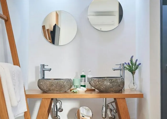 Luxury Najenda 3 Bedrooms Private Outdoor Pool Vila