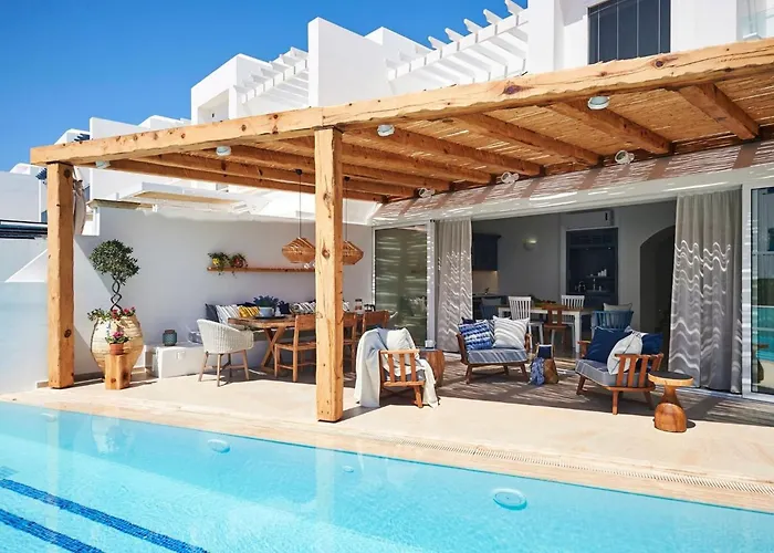 Luxury Najenda 3 Bedrooms Private Outdoor Pool Vila *